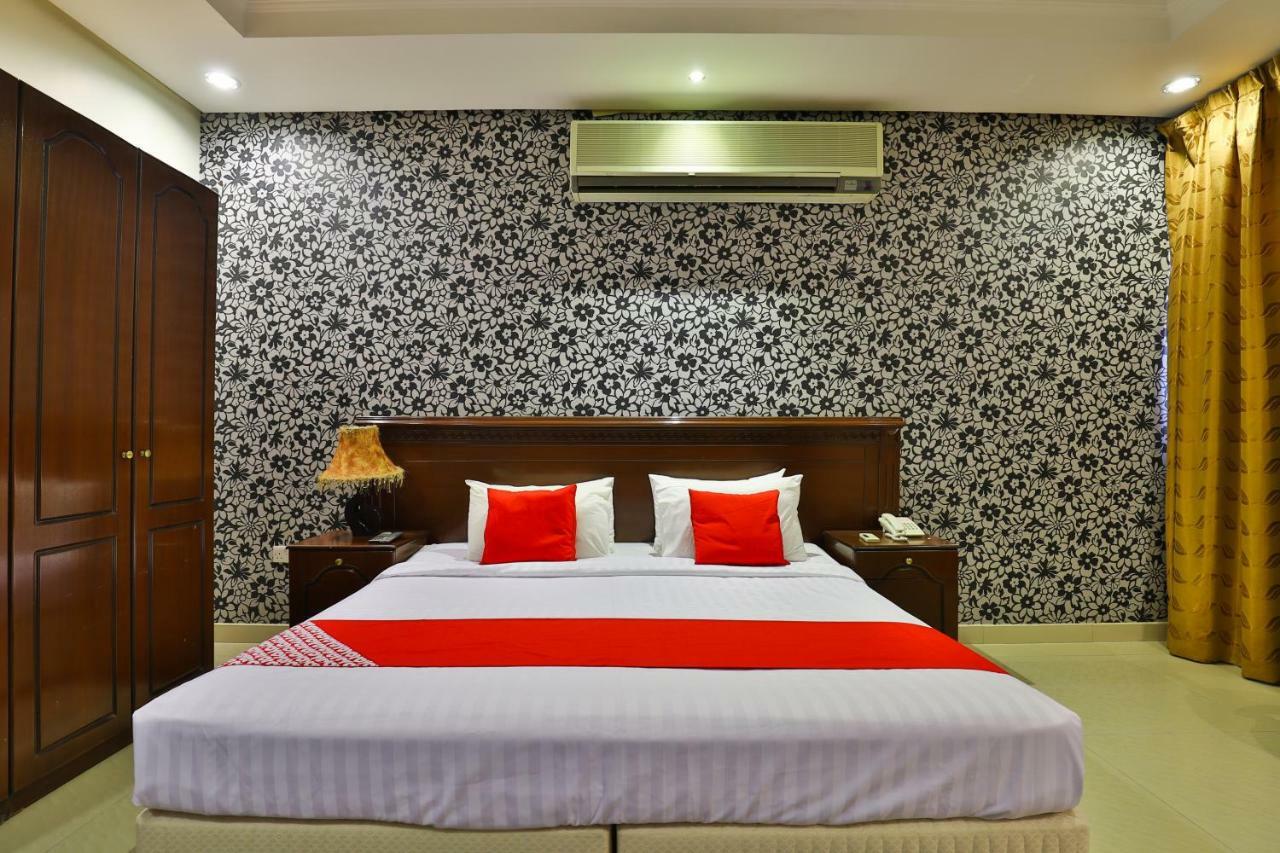 Capital O 162 Brzeen Hotel Riyadh Ngoại thất bức ảnh